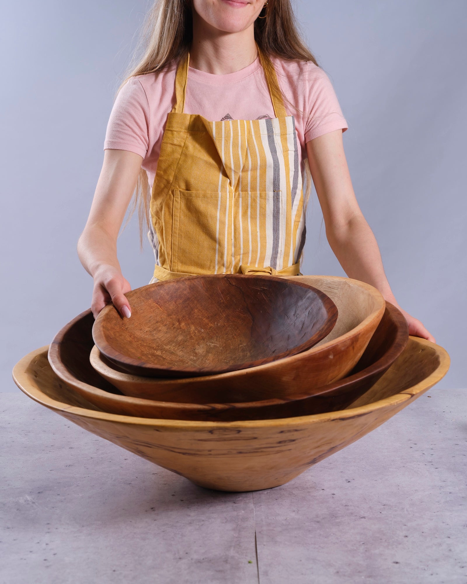 XXL 24 inch Classic Round Wood Bowl